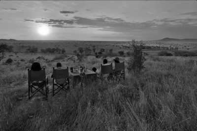 Kenia - SGR Terminus Nairobi - Enjoy a Short Safari on the footprints of Finch Hattons in Tsavo West National Park Kenya - 13