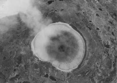 Iceland - Geysir - 2 Weeks Traveling and Exploring Iceland Sightseeing: Volcanoes, Glaciers, Ice lagoons, and Gaysers