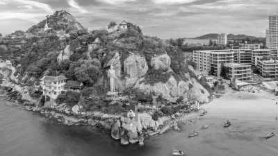 Thailand - Hua Hin - Unconventional 𝙏𝒉𝙖𝒊𝙡𝒂𝙣𝒅 for outlandish mates: travel off the beaten path to enjoy nature at its best with a visit to different protected areas 𓅚, beaches 𓃼, and a wildlife rescue centre 𓃰