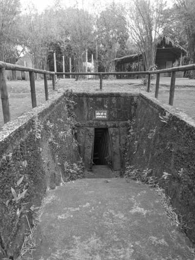 Vietnam - Quảng trị - Travel through Central Vietnam (Da Nang, Hoi An, Hue, Quang Tri) - Sandy Beaches, Ancient Town, Imperial City, Ancient Citadel and Marathon - 2