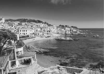 Spain - Barcelona - Coliving and Coworking in Spain: Mindfulness in the Morning, Games and Deep Connections! - 1