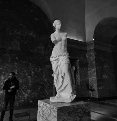 France - Louvre Museum - Dream • Explore • Discover Paris with me! Champagne tour: See the Monalisa! Eiffel Tower! and Hidden bars! - 8