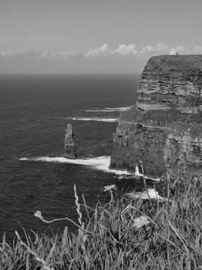Ireland - Cliffs of Moher - Discover the Magic of Ireland 🇨🇮🍀🍺🧙🏼‍♂️ - 1