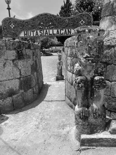 Indonesien - Lake Toba - Discover North Sumatra, Nias island and live a volunteer experience in an Orphanage in Nias - 4