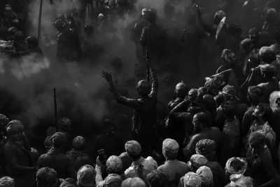 Indien - Assi Ghat - Experience Holi Festival in the Oldest and Holiest City in the World: Varanasi, India - 8