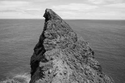 Portugal - Boaventura - Modern, Spacious & Beautiful Coliving Villa in prime location - Funchal, Madeira | Adventure, Nature and Fun on the Dream Island of Madeira 🌴 (Large Private Double Room with Queen Size Beds) - 2