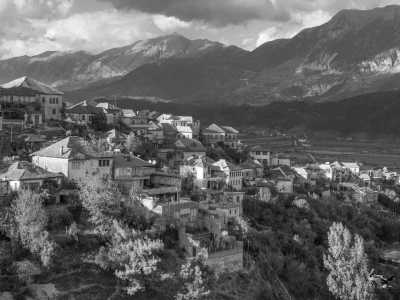 Europa - Gjirokastër - Motorcycle Adventure Tour - Balkans - Croatia - Romania - Carpathians - Bosnia a. Herzegovina -Serbia - Montenegro - Albania - North Macedonia