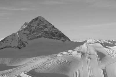 Austria - Snow trip to Austria with my huskies 🐾❄️ Winter hikes | Skiing | Tobogganing - JoinMyTrip