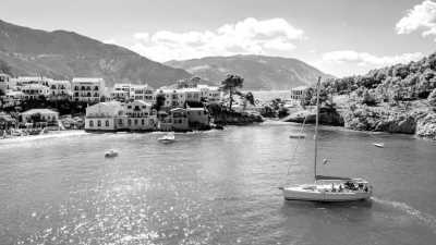 Griechenland - Adventure Awaits: Sailing the Cyclades Islands in Greece! - JoinMyTrip