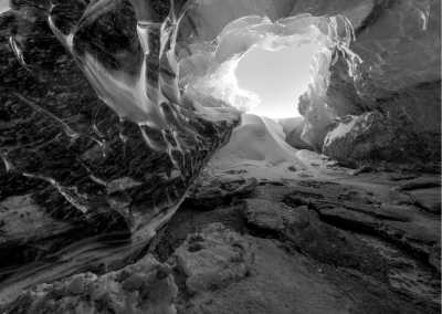 Iceland - 2 Weeks Traveling and Exploring Iceland Sightseeing: Volcanoes, Glaciers, Ice lagoons, and Gaysers - JoinMyTrip