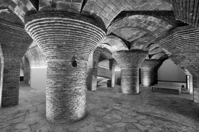 Spain - Güell Palace - Barcelona: The Perfect Blend of Creativity, Sun, and Culture - Art and City Trip in Spain - 4