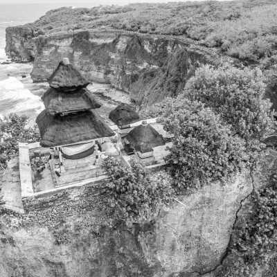 Indonesia - Uluwatu - Bali & Lombok Beach and Sealife : Surf, Snorkel & Yoga - 3