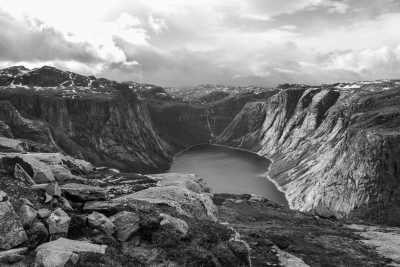 Norwegen - Bergen - Norway Troll’s Tongue Hike: Fjords, Glaciers, and Waterfalls - 2