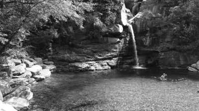 Schweiz - Pozzone di Osogna - Switzerland's ultimate canyoning adventure in Ticino - Helicopter ride, explore Bellinzona and Pozzone di Osogna