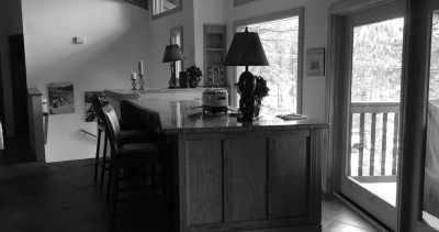 Vereinigte Staaten - Round Hill Village - Skiing and Snowboarding in Lake Tahoe, Sierra Nevada Mountains, USA - 4