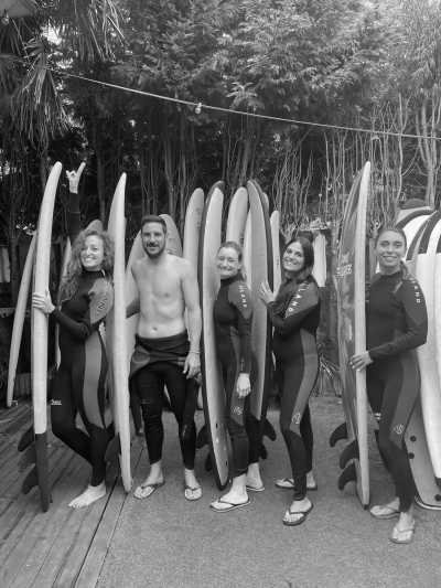 Spanien - - FULL BOARD - Surf and good vibes in the best surf beach in Spain - JoinMyTrip