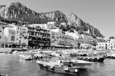 Italien - Capri - Segeln entlang der wunderschönen Amalfiküste Italiens - Für Segelanfänger und Fortgeschrittene!