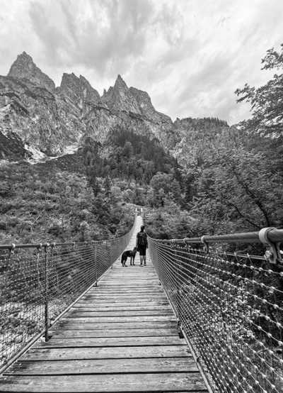 Deutschland - Hintersee - Backpack Weekend trip to Bavarian Alps and Famous Lakes ⛰️🚠🌊 Munich City exploring, Hiking , Nature ,Boat Ride , Bavarian Beer , Alps and Lakes  🍻 - 2