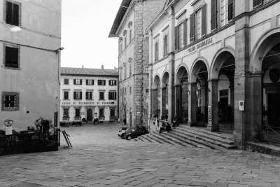 Italy - Arezzo - [Single room] Seek Mindfulness in Tuscany: Themed Meditation + Italian Food & Wine - 1