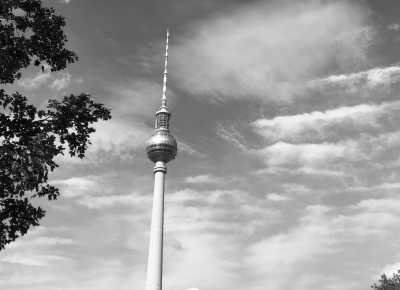 Germany - Berlin - Beyond the Beats: Unveiling Berlin's Hidden Charms on a low budget - Yoga, Secondhand Stores, Cafes, and Culinary Delights Await! - 1