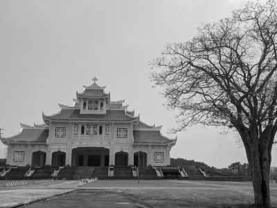 Vietnam - Quảng trị - Travel through Central Vietnam (Da Nang, Hoi An, Hue, Quang Tri) - Sandy Beaches, Ancient Town, Imperial City, Ancient Citadel and Marathon - 8