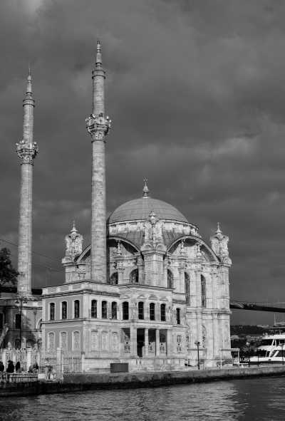 Türkei - Grand Mecidiye Mosque (Ortaköy Mosque) - Explore Istanbul with a local guide - 3 days full of sightseeing, culture and traditional dishes!