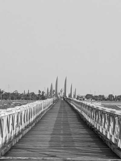 Vietnam - Quảng trị - Travel through Central Vietnam (Da Nang, Hoi An, Hue, Quang Tri) - Sandy Beaches, Ancient Town, Imperial City, Ancient Citadel and Marathon - 5