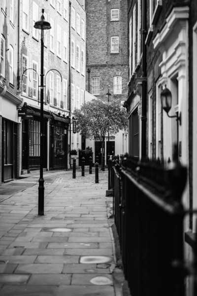 Vereinigtes Königreich - Soho - A Weekend  Getaway in London: Paddington Bear Movie - 2