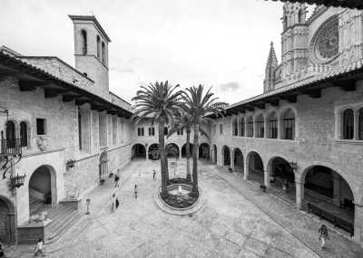 Spanien - Royal Palace of La Almudaina - Spring break in Mallorca! 🏖️✈️