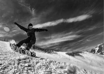 United States - Skiing and Snowboarding in Lake Tahoe, Sierra Nevada Mountains, USA - JoinMyTrip