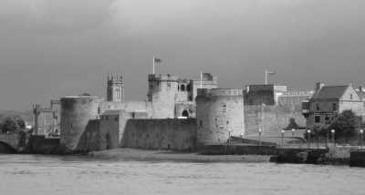 Northern Europe - King John's Castle - Wohnmobil Abenteuer durch Irland 🇮🇪🚐