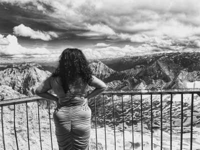 Germany - Zugspitze (Bayerische Zugspitzbahn Bergbahn AG) - Girls only!Weekend trip to Bavarian Alps and Famous Lakes ⛰️🚠🌊 Munich City exploring, Mini hikes, Boat Ride, Bavarian Beer , Alps and Lakes  🍻 - 6