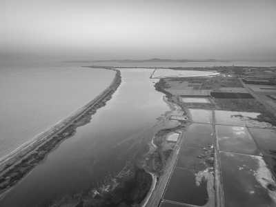 Bulgarien - Lake Pomorie - Experience the Ultimate Relaxation with Yoga, Natural Mud Therapy, Sun , Sea  and Sand in Beautiful Bulgaria - Ladies Only (Sofa bed) - 2