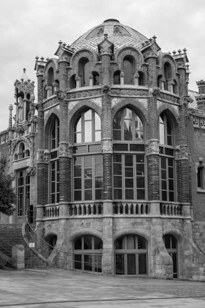 Spain - El Poble-sec - Ultimate Barcelona Winter Escape Experience 🇪🇸 Architecture Hunting, Tapas & Gourmet Food Tour & Hidden Gems