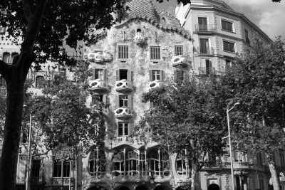 Spain - Casa Batlló - Weekend in Barcelona: sightseeing, Gaudi architecture masterpieces, beach and many more in cheerfully company