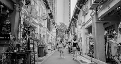 Singapore - Haji Lane - Singapore like a local: Street Food, Tropical Islands and Crazy Nightlife!