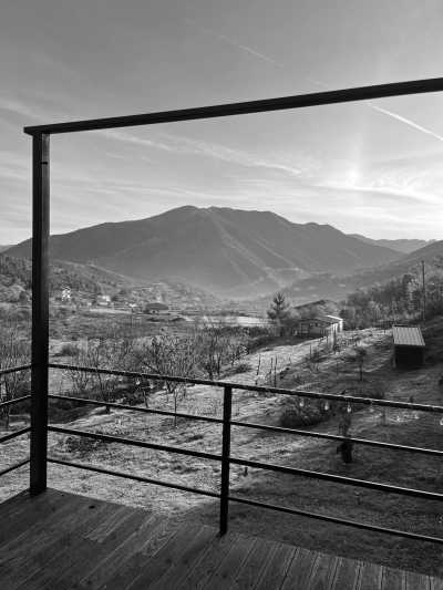 Albanien - Tirana International Airport - Back to Nature Workation in Albania. Villa Lugina | Co-living & Co-working with a wonderful mountainviews, away from tourism in a tiny quiet village - 1