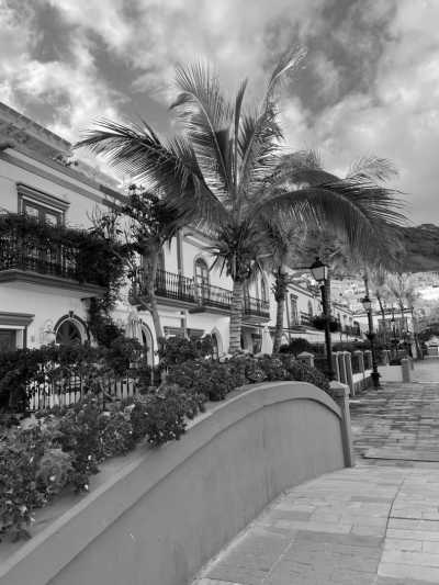 Spain - Puerto de Mogán - Home Office on Gran Canaria💻 Beach, Work, Mountains & Vino!☀