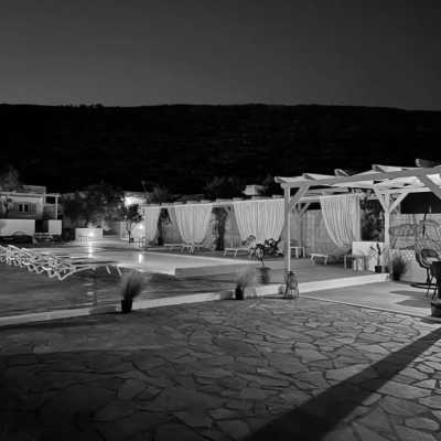 Greece - Vlichada - Workation in Santorini: Villa Co-working & Traditional Greek Easter Celebration! - 1