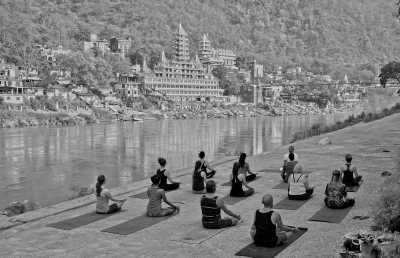 Indien - Rishikesh - Travel with Local and Celebrate Diwali in India!