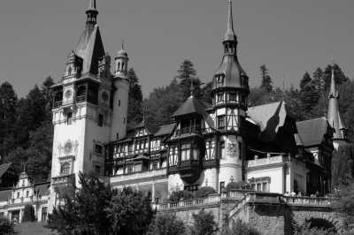 Romania - Peleș Castle - Skiing on the slopes of Sinaia and Poiana Brasov - Romania 1