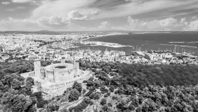 Spanien - Palma - Coworking in Mallorca: Heated Pool, Jacuzzi, Sauna, Road trips, Magical Places - 3