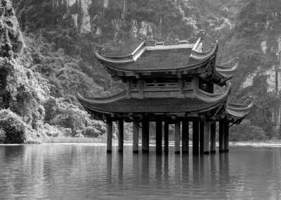Vietnam - Tràng An - 🇻🇳 The Vietnam Experience: From Hanoi to Ninh Binh (Tam Coc): Limestone Landscapes Escapes 🏙🌾🛵🏞 - 3