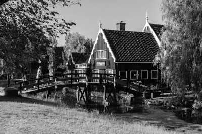 Netherlands - Zaanse Schans - Dutch Winter Roadtrip 🎄🚗 Enjoy The Magical Christmas Caves of Valkenburg & Iconic Dutch Villages! - 3