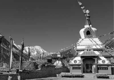 Nepal - Manang - Trek the Majestic Annapurna Circuit in Nepal: A Journey of Adventure and Natural Beauty