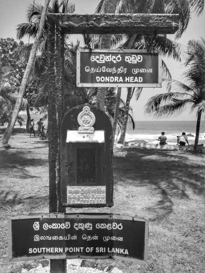 Sri Lanka - Dondra Lighthouse - Four Corners of Sri Lanka and Enjoy the Culture: The People of Sri Lanka and its Beauty - 1