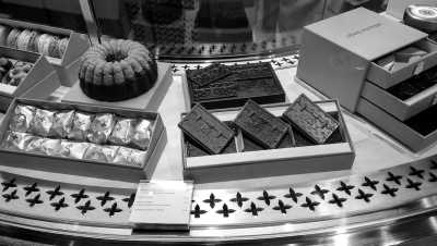 France - Versailles - Embark on a Fashion Odyssey: Explore the Essence of Parisian Style!