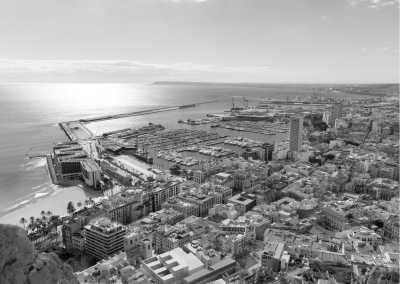 Spanien - Alicante - Gandia, Spain: The Perfect Co-Working Destination for Digital Nomads