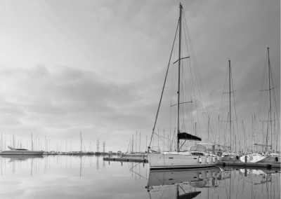 Griechenland - Alimos Marina - Catamaran Sailing to the Cyclades: Explore Greece's Stunning Islands