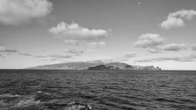 Portugal - Machico - Hikes, local food, swimming with dolphins 🌅 The Ultimate Adventure in Madeira, Portugal🏄‍♂️